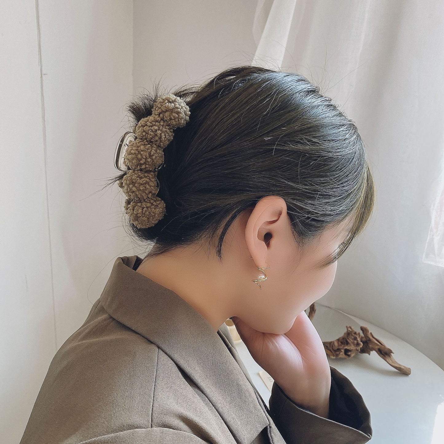HX-040彩色抓夾頭飾女毛球大號抓夾子韓國簡約髮抓秋冬網紅髮夾瀏海髮卡鯊魚夾ycclamping