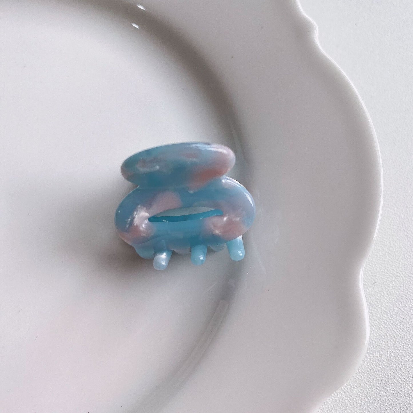 HX-984韓國博主推薦ins超可愛迷妳小抓夾 氣質甜美盤髮抓流行少女髮飾鯊魚夾ycclamping20210615